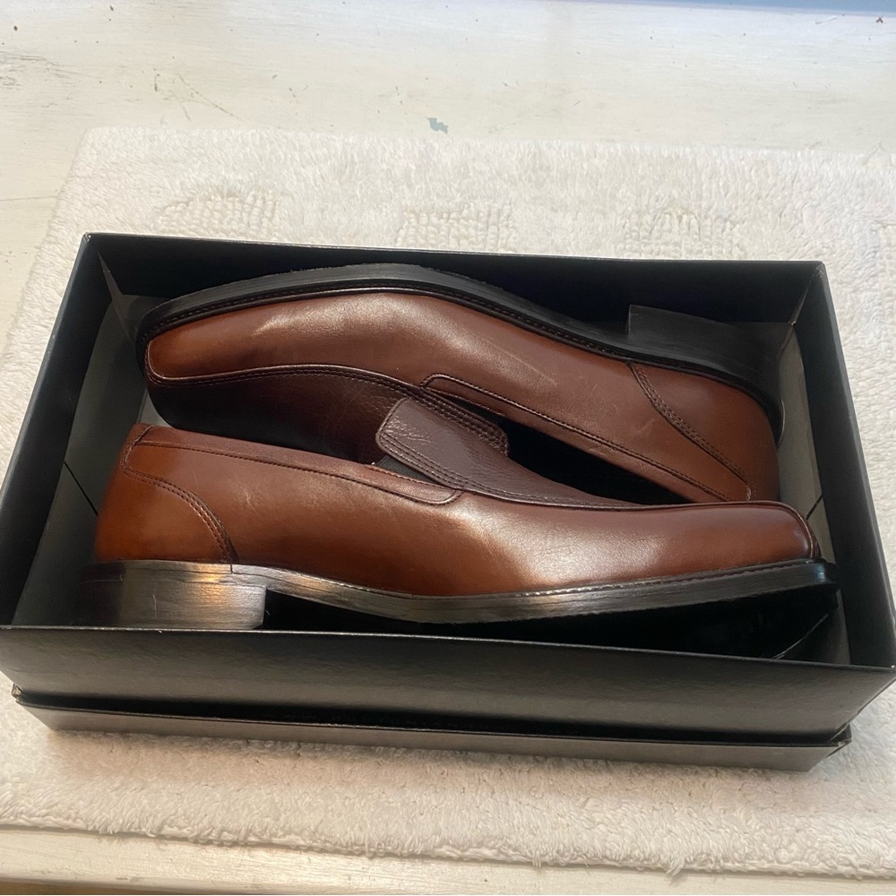 Bostonian Yarnell Slip On Shoes NWT